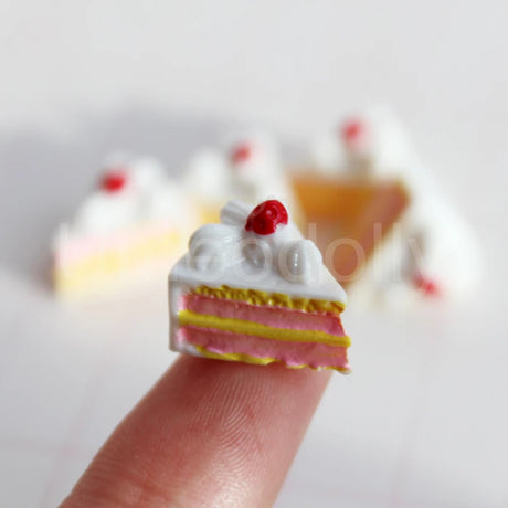 1/6 Scale Dollhouse Miniature Cake Bread DIY Dessert Mini Food for BJD Doll House Kitchen Furniture Accessories